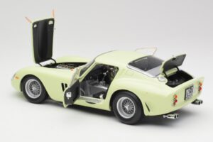 Ferrari 250 GTO #15 S. Moss / I. Ireland Goodwood Tourist Trophy Winner 1962 Kyosho 1:18 08438C Druckguss — Bild 5 von 8