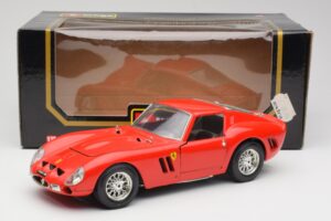 Ferrari 250 GTO Rot Bburago 1:18 3011 Druckguss — Bild 8 von 8