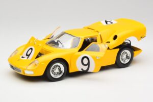Ferrari 250 LM #21 M. Gregory / J. Rindt NART 24 Hours of Le Mans Winner 1965 Hot Wheels 1:18 25729 Druckguss — Bild 2 von 8