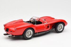Ferrari 250 Testa Rossa Pontoon Fender Rot CMC 1:18 M-071 Druckguss — Bild 2 von 6