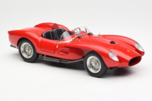 Ferrari 250 Testa Rossa Pontoon Fender Rot CMC 1:18 M-071 Druckguss — Bild 4 von 6