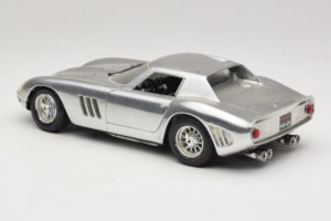 Ferrari 275 GTB Chrome Silber Guiloy 1:18 B004 Druckguss — Bild 7 von 8