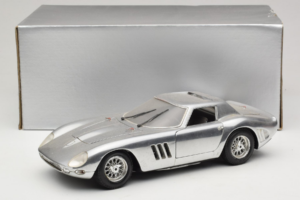 Ferrari 275 GTB Chrome Silber Guiloy 1:18 B004 Druckguss — Bild 8 von 8