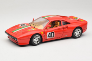 Ferrari 288 GTO #40 Rot Italienische Flagge 1984 Bburago 1:18 3027-P1 Druckguss