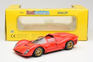 Ferrari 330 P4 Rot 1967 Revell 1:18 48822 Druckguss — Bild 8 von 8