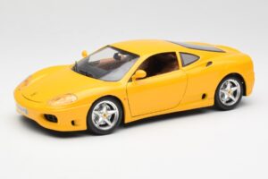 Ferrari 360 Modena Gelb Bburago 1:18 3368 Druckguss