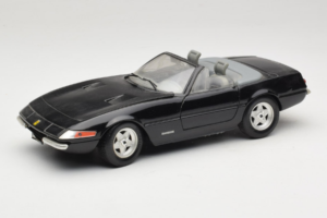 Ferrari 365 GTB/4 Daytona Cabriolet Schwarz Techno Giodi 1:18 40011-B1 Druckguss