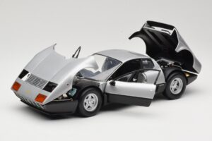 Ferrari 512BB Silber Kyosho 1:18 08171S Druckguss — Bild 2 von 8