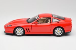Ferrari 550 Maranello Rot Bburago 1:18 3064 Druckguss — Bild 4 von 8