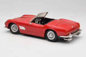 Ferrari California Cabriolet Rot Tonka 1:18 01109-P1 Druckguss — Bild 7 von 8