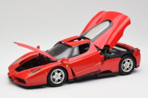 Ferrari Enzo Rot Hot Wheels 1:18 56293 Druckguss — Bild 2 von 8