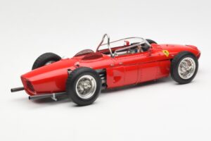 Ferrari Dino 156 Sharknose F1 1961 CMC 1:18 M-078 Druckguss — Bild 2 von 6