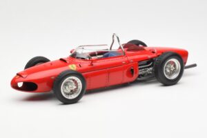 Ferrari Dino 156 Sharknose F1 1961 CMC 1:18 M-078 Druckguss