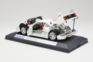 Ferrari F40 Autoliv Weiß Limitierte Auflage 150 Stück Exclusive Cars 1:18 EC001 Druckguss — Bild 5 von 9
