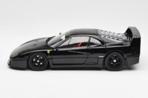 Ferrari F40 Schwarz Kyosho 1:18 08416BK Druckguss — Bild 6 von 10