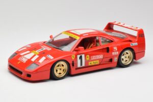 Ferrari F40 Evoluzione Bburago 1:18 3042 Druckguss