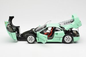 Ferrari F40 Mintgrün Kyosho 1:18 08416MG Druckguss — Bild 5 von 10