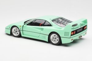 Ferrari F40 Mintgrün Kyosho 1:18 08416MG Druckguss — Bild 9 von 10