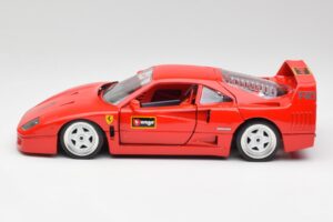 Ferrari F40 Rot Bburago 1:18 3332 Druckguss — Bild 4 von 8