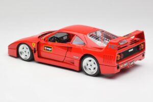 Ferrari F40 Rot Bburago 1:18 3332 Druckguss — Bild 7 von 8