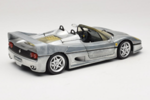 Ferrari F50 Cabriolet Chrome Silver Limitierte Auflage Hot Wheels 1:18 25741 Druckguss — Bild 3 von 8