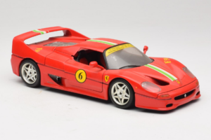 Ferrari F50 Coupe #6 Rot mit Italienischer Flagge Bburago 1:18 3382-P1 Druckguss — Bild 6 von 8