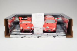 Ferrari Gift Set 250 Testa Rossa & 250 GTO Rot Bburago 1:18 GC002 Druckguss