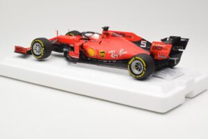 Ferrari SF90 #5 S. Vettel Australian GP 2019 BBR 1:18 BBR191805DIE Resin — Bild 5 von 6