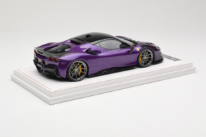 Ferrari SF90 Stradale Novitec Purple Metallic IVY 1:18 REMC021 Resin — Bild 3 von 7