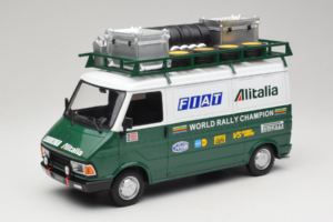 Fiat 242 Alitalia Rally Team Assistance With Trailer 1978 IXO 1:18 18CMC027WX Druckguss — Bild 2 von 7