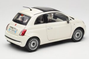 Fiat 500 Weiß Mondo Motors 1:18 500291 Druckguss — Bild 3 von 8