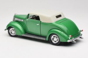 Ford Cabriolet Grün Road Signature 1:18 92239 Druckguss — Bild 7 von 8