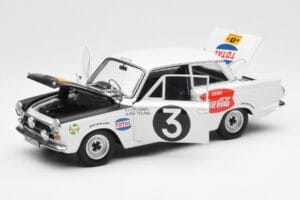 Ford Cortina Mk1 #3 P. Hughes / B. Young African Safari Rally 1964 AUTOart 1:18 86428 Druckguss — Bild 2 von 8