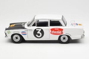 Ford Cortina Mk1 #3 P. Hughes / B. Young African Safari Rally 1964 AUTOart 1:18 86428 Druckguss — Bild 4 von 8