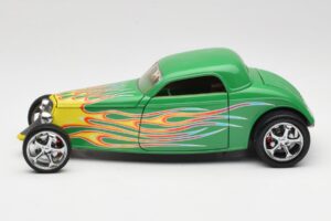 Ford Coupe Grün mit Feuer Road Signature 1:18 30109 Druckguss — Bild 4 von 8