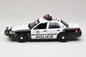 Ford Crown Victoria Police Interceptor The Hangover Movie Greenlight 1:18 12911 Druckguss — Bild 3 von 6