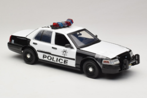 Ford Crown Victoria Police Interceptor The Hangover Movie Greenlight 1:18 12911 Druckguss — Bild 4 von 6
