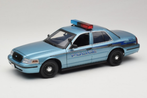 Ford Crown Victoria Police Cruiser Twilight Blue Greenlight 1:18 1643 Druckguss