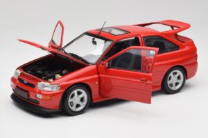 Ford Escort RS Cosworth Radiant Rot Minichamps 1:18 150089021 Druckguss — Bild 2 von 8