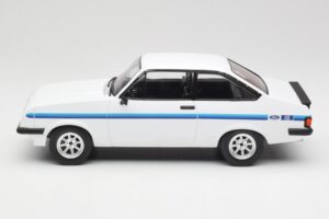 Ford Escort Mk2 RS 2000 Weiß MCG 1:18 MCG18439 Druckguss — Bild 3 von 6