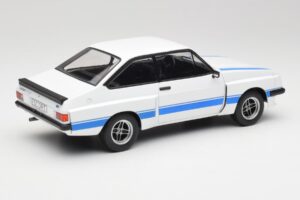Ford Escort Mk2 RS 2000 X-Pack Diamond Weiß & Blau Stripe MCG 1:18 MCG18350 Druckguss — Bild 2 von 6