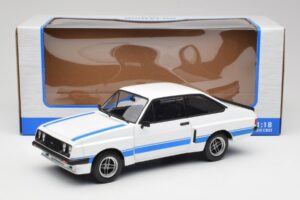 Ford Escort Mk2 RS 2000 X-Pack Diamond Weiß & Blau Stripe MCG 1:18 MCG18350 Druckguss — Bild 6 von 6