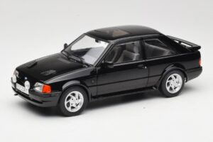 Ford Escort Mk4 RS Turbo S2 Schwarz MCG 1:18 MCG18546 Druckguss