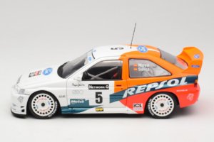 Ford Escort RS Cosworth Repsol #5 C. Sainz / L. Moya RAC Rally 1997 UT Models 1:18 39750 Druckguss — Bild 4 von 8