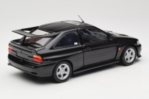 Ford Escort RS Cosworth Black Metallic Minichamps 1:18 150089020 Druckguss — Bild 3 von 8