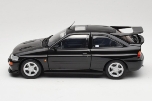 Ford Escort RS Cosworth Black Metallic Minichamps 1:18 150089020 Druckguss — Bild 4 von 8