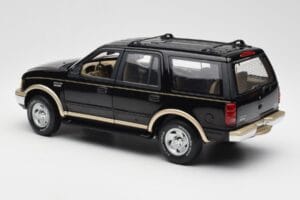Ford Expedition Eddie Bauer Schwarz UT Models 1:18 22710 Druckguss — Bild 6 von 7