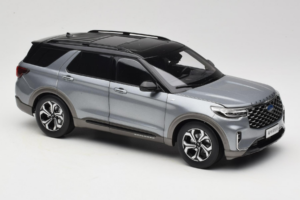 Ford Explorer Grau OEM 1:18 FORD2020 Druckguss — Bild 6 von 8