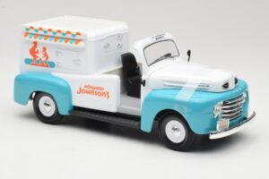 Ford F-1 Howard Johnson's Ice Cream Road Signature 1:18 92229 Druckguss — Bild 4 von 6