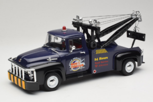 Ford F-100 Abschleppwagen Bob's Towing Welly 1:18 19834-W Druckguss